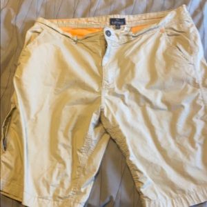 Buffalo David Bitton size 36 man tan shorts
